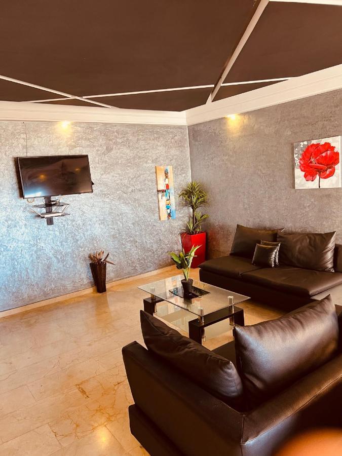 Luxury Apartments Казабланка Екстериор снимка
